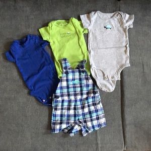 Carter’s plaid overall/onesie set 3 mths and 3-6 mths blue/gray/green turtles